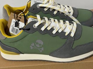 Zapatillas Scalpers. Nuevas con etiqueta y caja