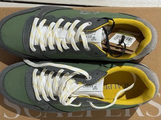 Zapatillas Scalpers. Nuevas con etiqueta y caja