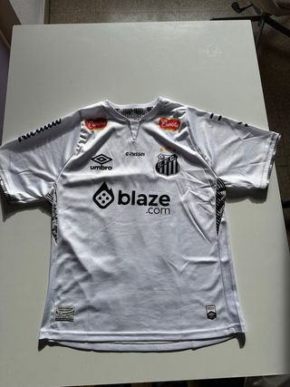 Camiseta de fútbol Umbro Blanca y Negra