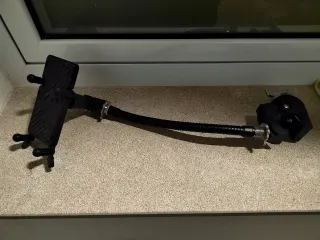 Soporte flexible para teléfono.