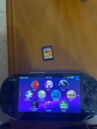 PS Vita + Juego Invizimals