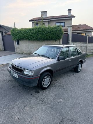 Opel Corsa 1990