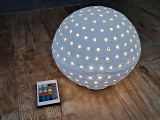 Lámpara artesanal papel maché LED