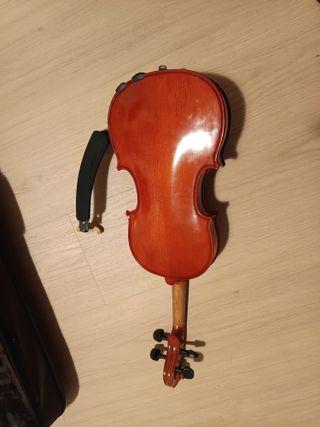 Violín 3/4 con atril