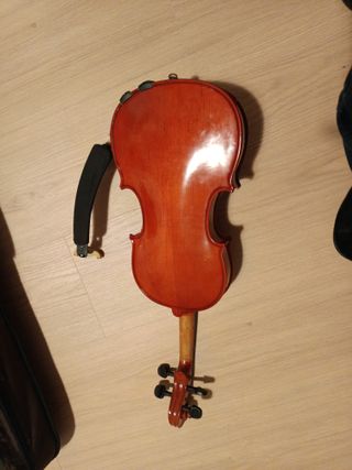 Violín 3/4 con atril