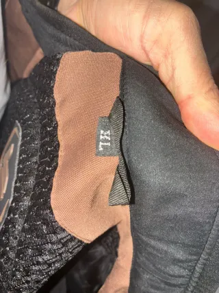 Chaqueta de moto marrón