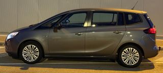 Opel Zafira Tourer 2016