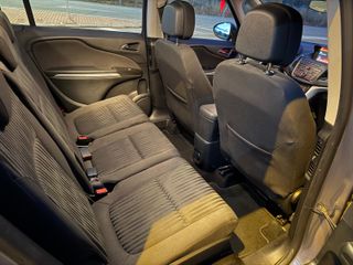 Opel Zafira Tourer 2016