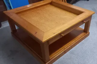 Mesa de centro madera pino con cristal