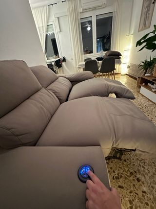 Sofá Relax Eléctrico Premium (220cm) + USB + Arcón