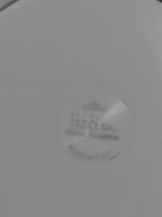 4 piatti fondi plastica multicolor