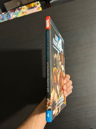 4 Fantásticos de Hickman 4: La guerra de las cinco
