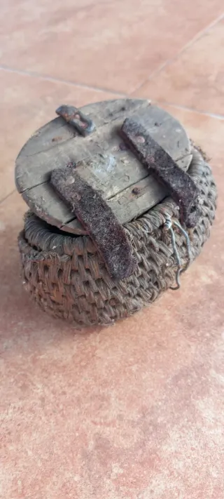 Caja Cebo Pesca Antigua