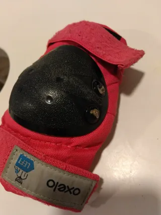 Set Rodilleras y Muñequeras Oxelo Niña