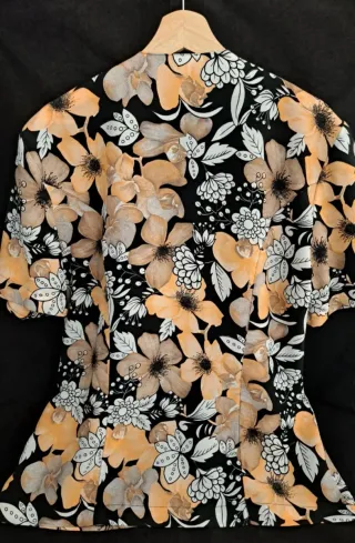 REBAJADA HOY! Blusa vintage estampado floral XL