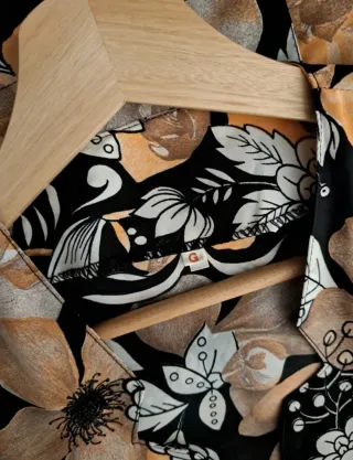 REBAJADA HOY! Blusa vintage estampado floral XL