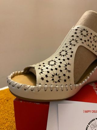 Sandalias Pikolinos Beige/Blanco Mujer