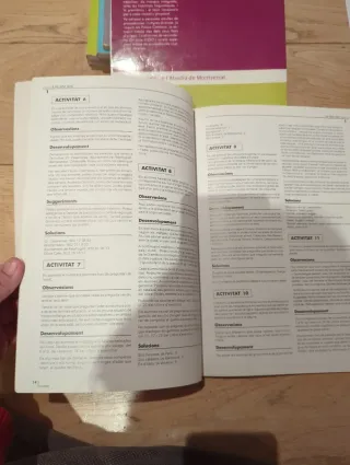 Veus Curs comunicatiu de català : Llibre del pr...