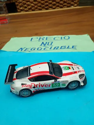 Scalextric Aston Martin DBR-9 1:32 Analógico