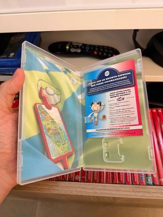 Caja Videojuego Pokémon Escudo Nintendo Switch