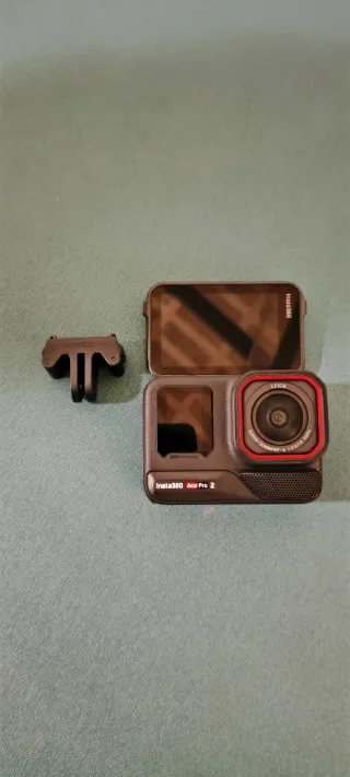 Cámara Insta360 Ace Pro 2 Leica