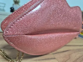 Bolso KLING labios rosa con purpurina
