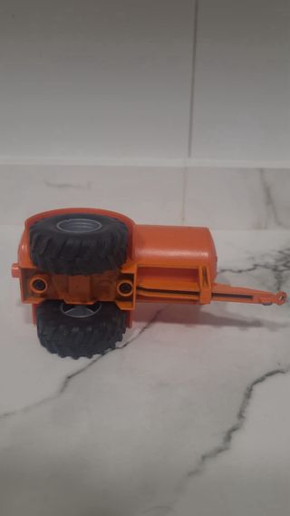 Tractor New Holland Azul juguete