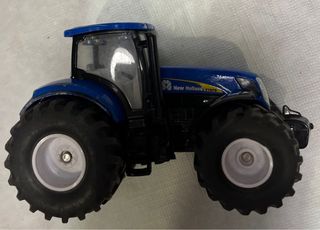 Tractor New Holland Azul juguete