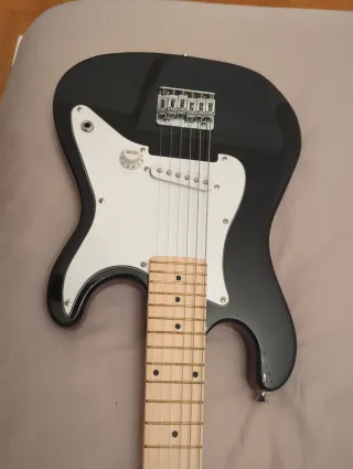 Guitarra Eléctrica Infantil Daytona Negra