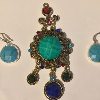 COLGANTE Y PENDIENTES VINTAGE RETRO IMPRESIONANTES