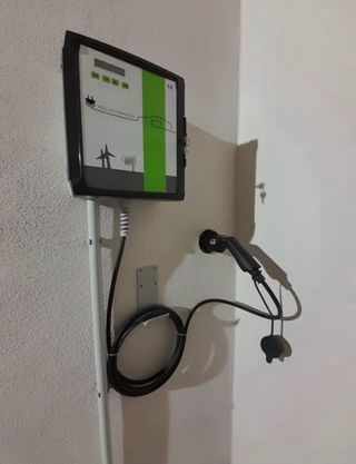 electricidad y telecomunicaciones