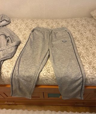 Conjunto chandal Manfinity gris