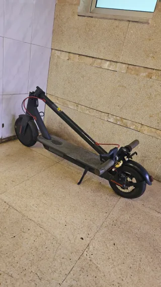 Patinete Eléctrico Xiaomi M365 Negro