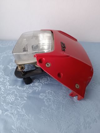 Faro frontal BMW K75S con cúpula