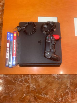 PS4 (PlayStation 4) Negra + 3 Juegos