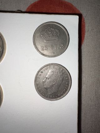 Lote 2 Monedas Pesetas Españolas 1980 y 1982
