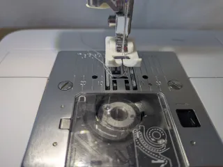 Máquina de coser Bernette Chicago 5