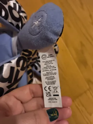 Pulpo de peluche musical