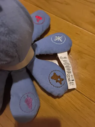 Pulpo de peluche musical