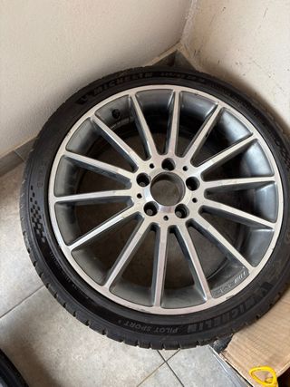 Michelin Pilot Sport 5 225/40 ZR 18