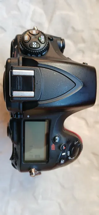 Nikon D810 + MB-D12 Grip original