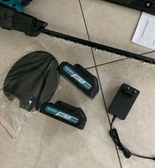 Tagliasiepi a batteria 48 V