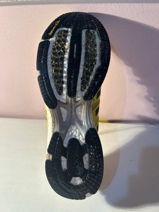 Zapatilla Adios Boost