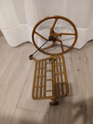Pedal y polea para máquina de coser