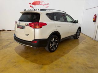 Toyota RAV4 2014