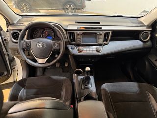 Toyota RAV4 2014