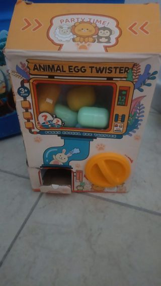 Distributore Giocattoli Animal Egg Twister