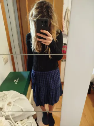 Falda cuadros volantes azul y negro