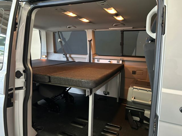 Volkswagen Caravelle 2019 Camper