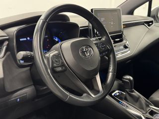 Toyota Corolla 180H Style Touring Sport